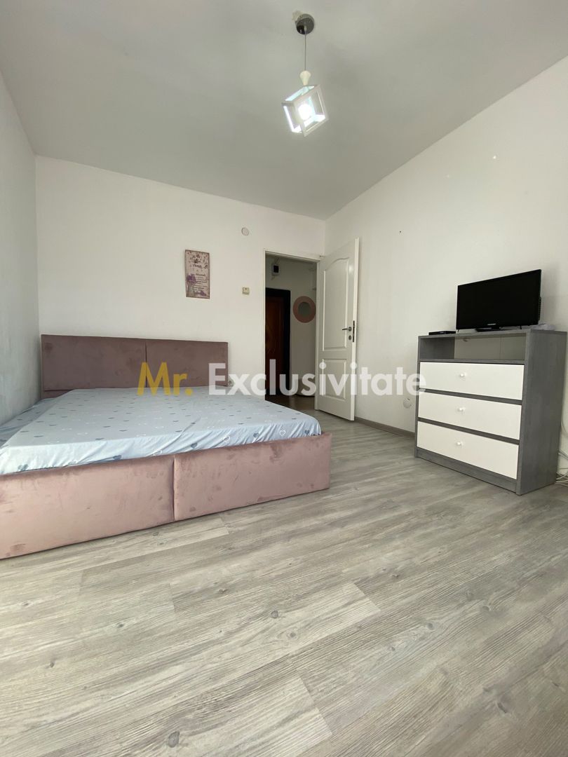 Garsonieră de vânzare în Mioveni etaj 2