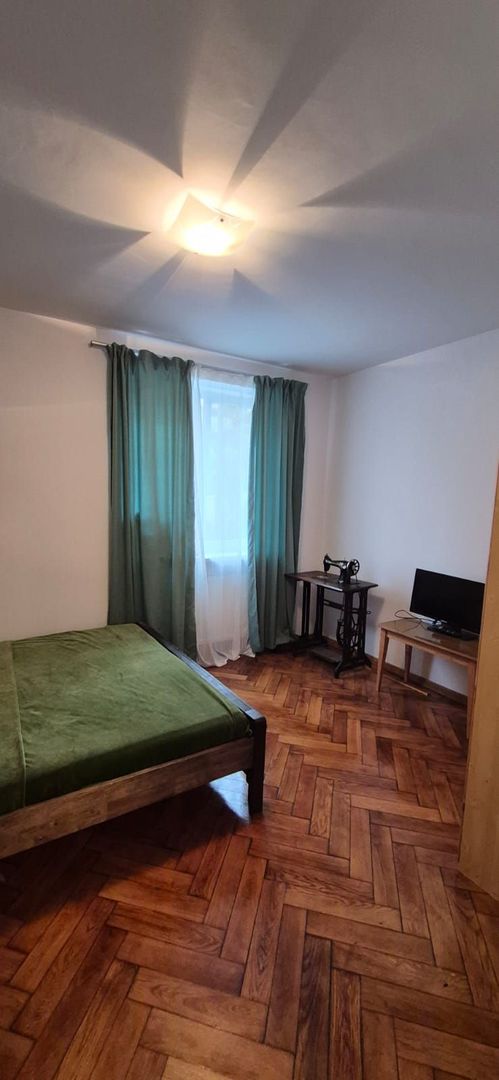 Apartament 3 camere Rusciorului de inchiriat