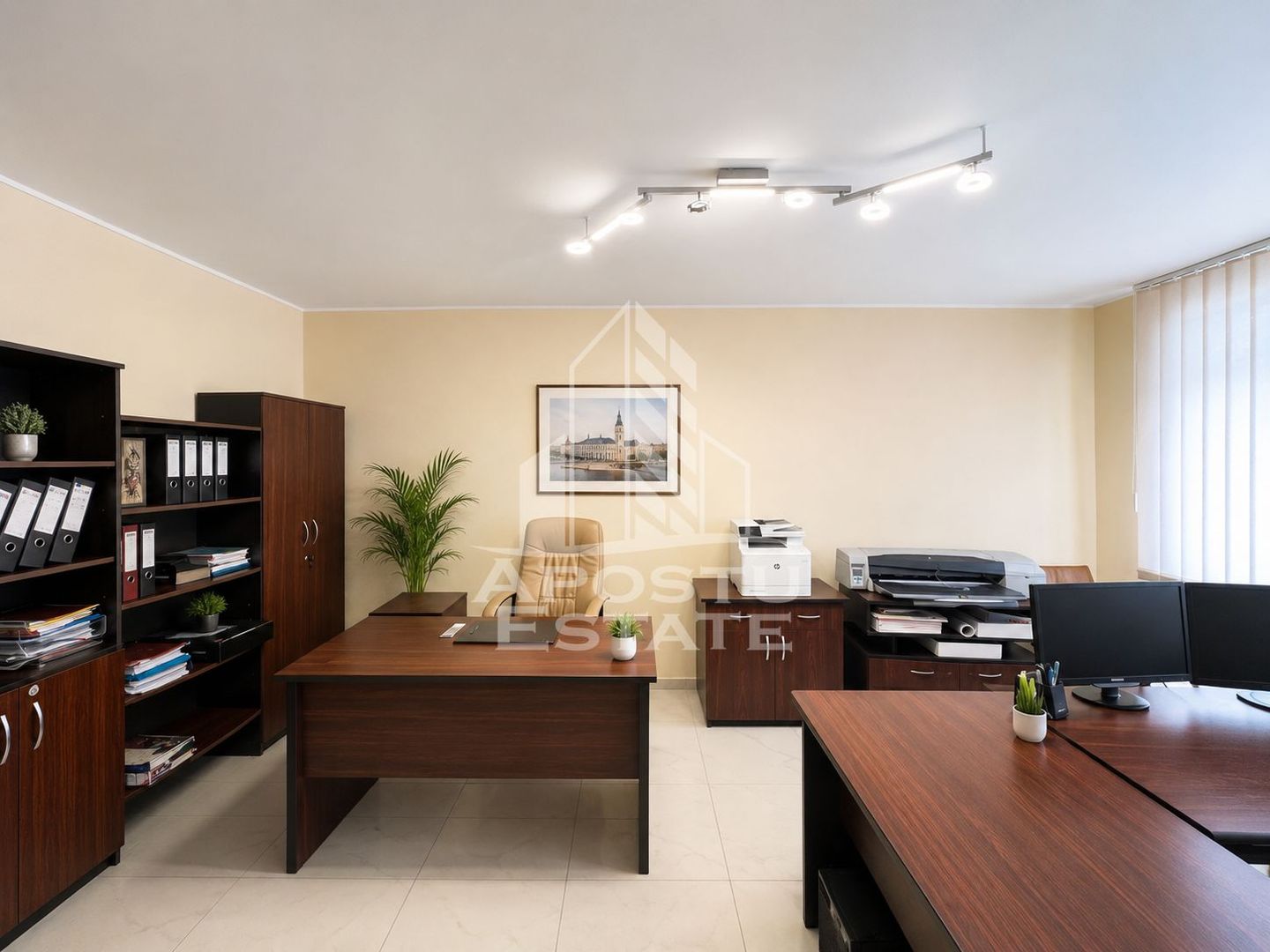 Spatiu SAD de inchiriat | 60 mp | ptr cabinete, birouri salon Sagului