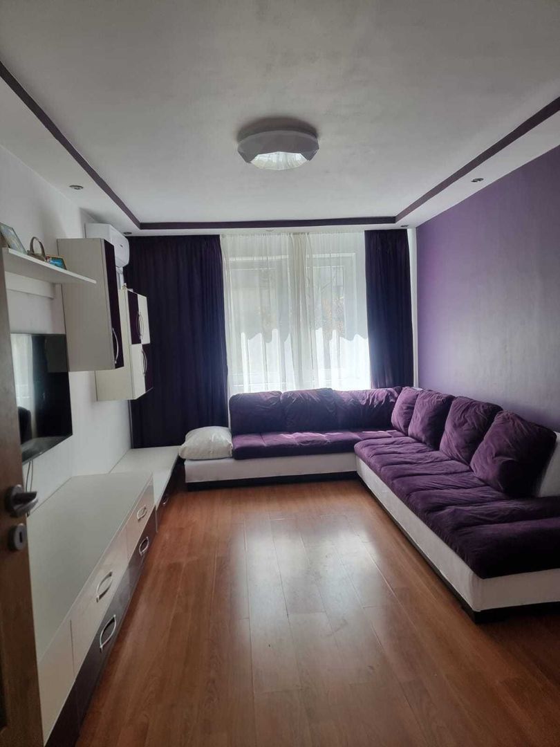Inchiriez Apartament 3 camere Zona Dristor-Titan