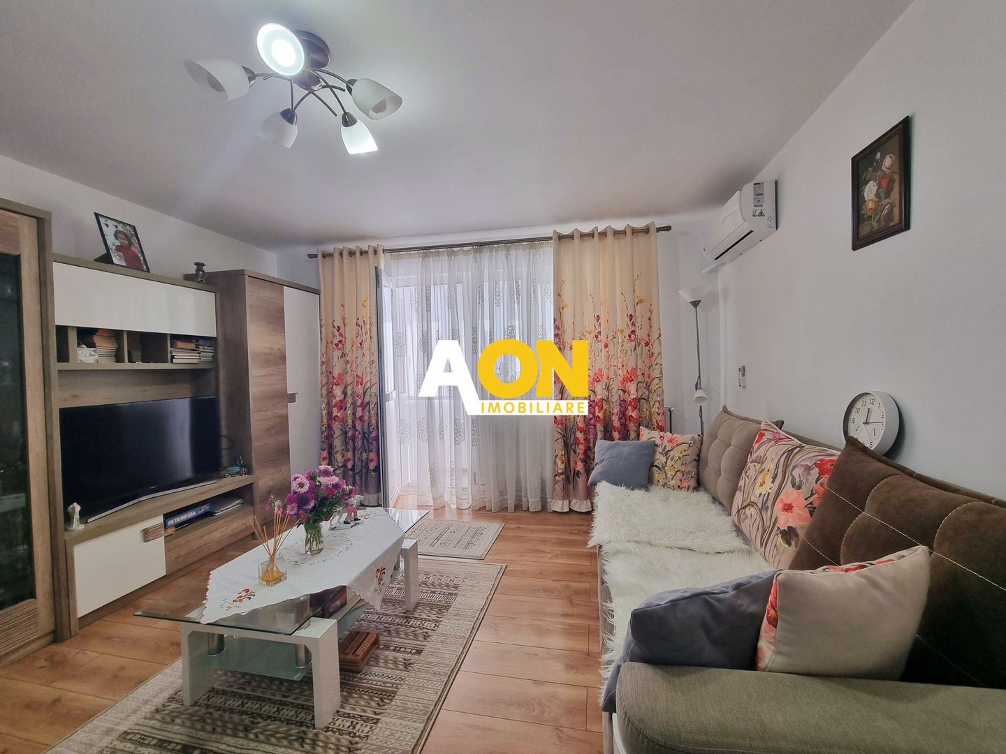 Apartament 2 camere, mobilat, utilat, Cetate