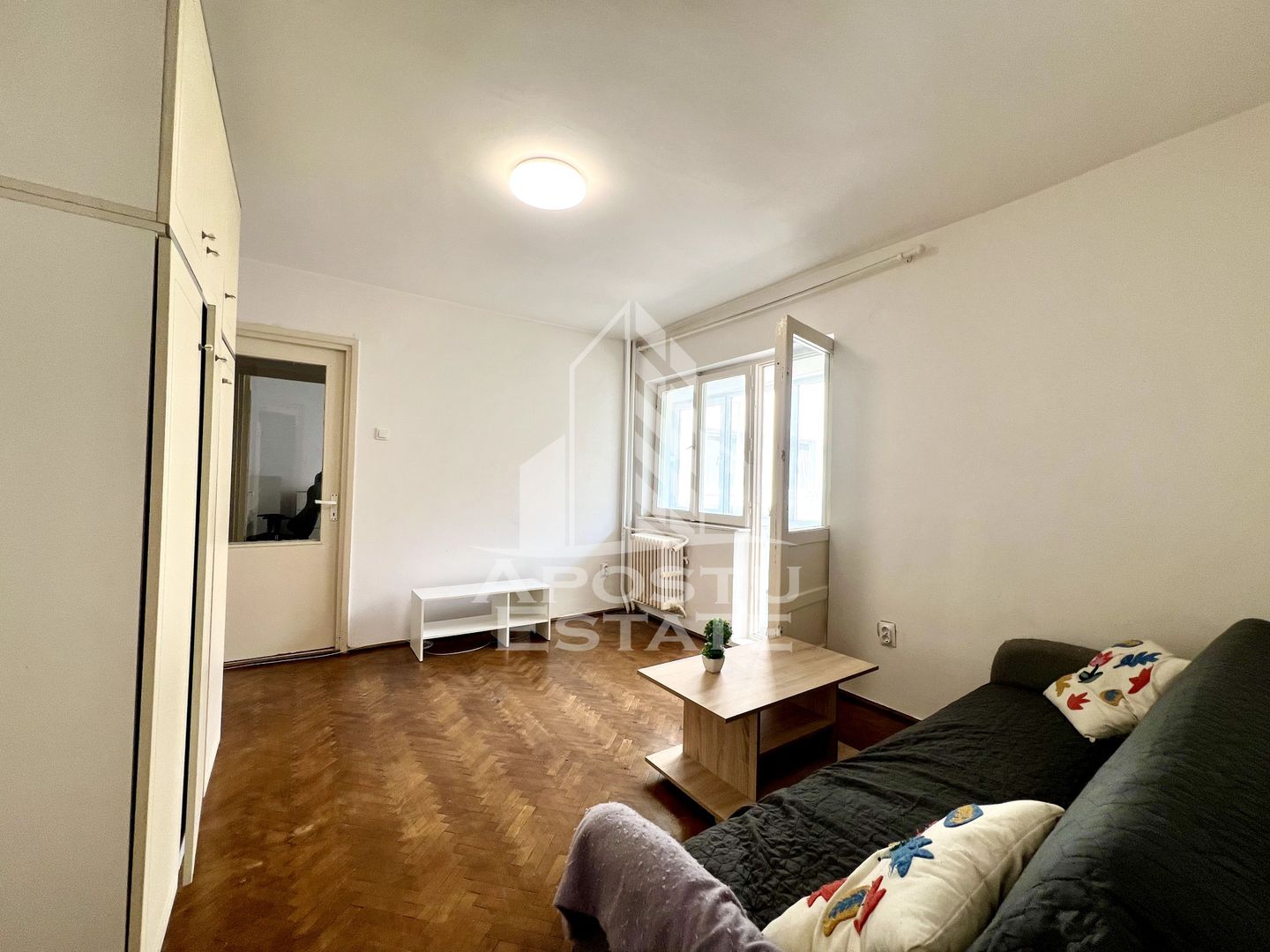 Apartament 2 camere de inchiriat, zona Complex Studentesc, Timisoara