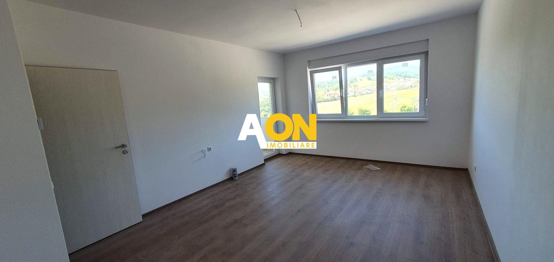 Apartament cu 1 camera, 42 mp utili, cu balcon, etaj 1, bloc nou