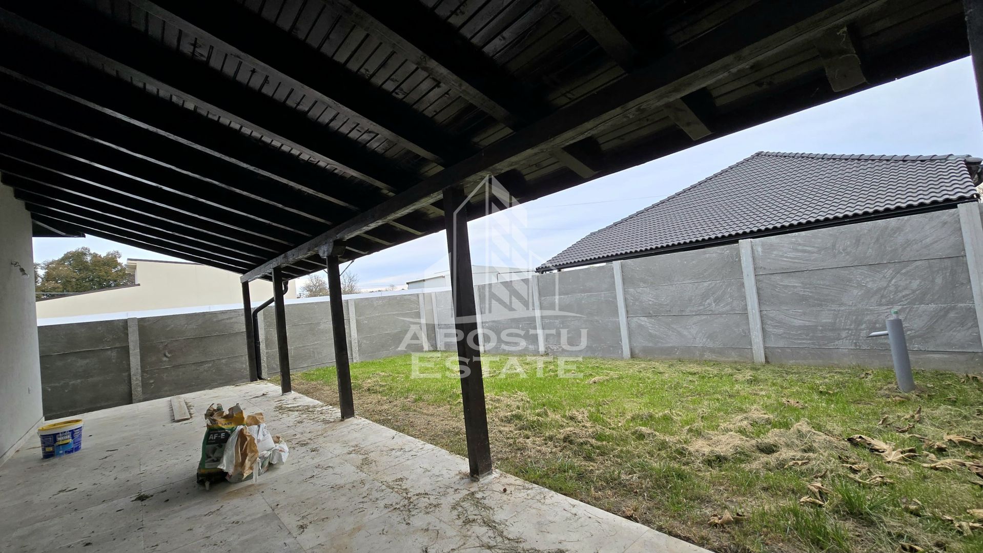 Casa individuala de vanzare, noua, in vatra satului,500 mp teren, Sag