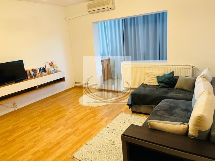 Vând apartament cu 2 camere-Aradului