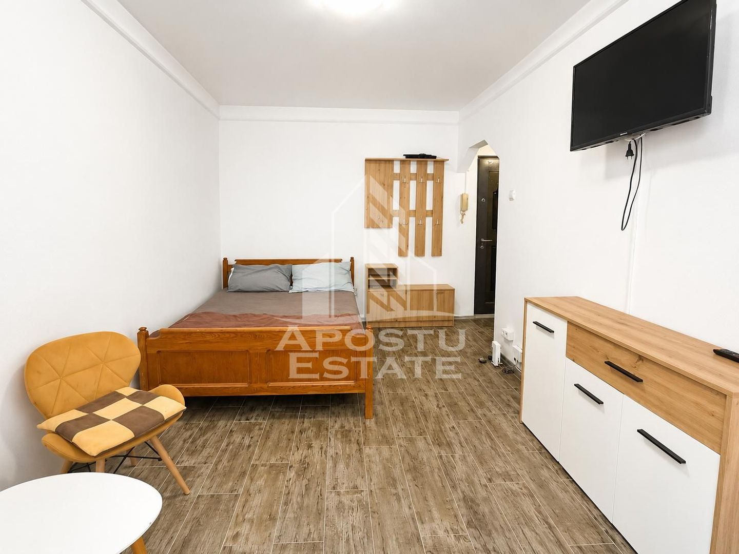Apartament 1 camera zona Micalaca