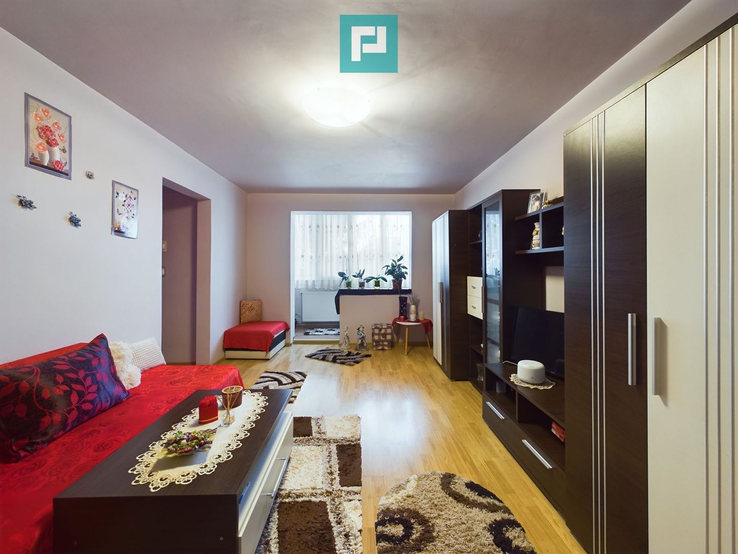 Apartament 3 Camere în Vlaicu, la Z-uri