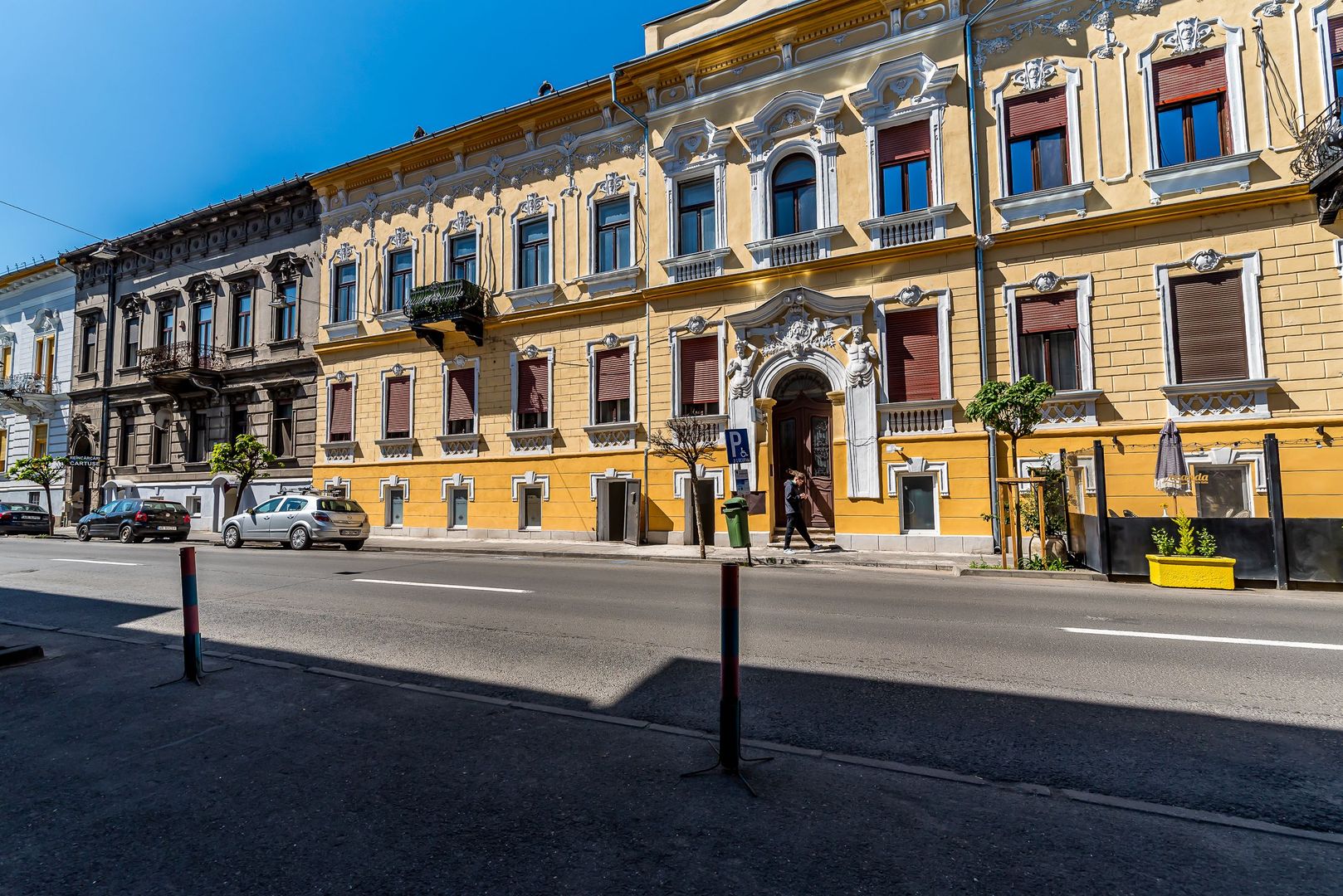 Spațiu comercial cu acces stradal, pe b-dul Decebal, ideal investiție
