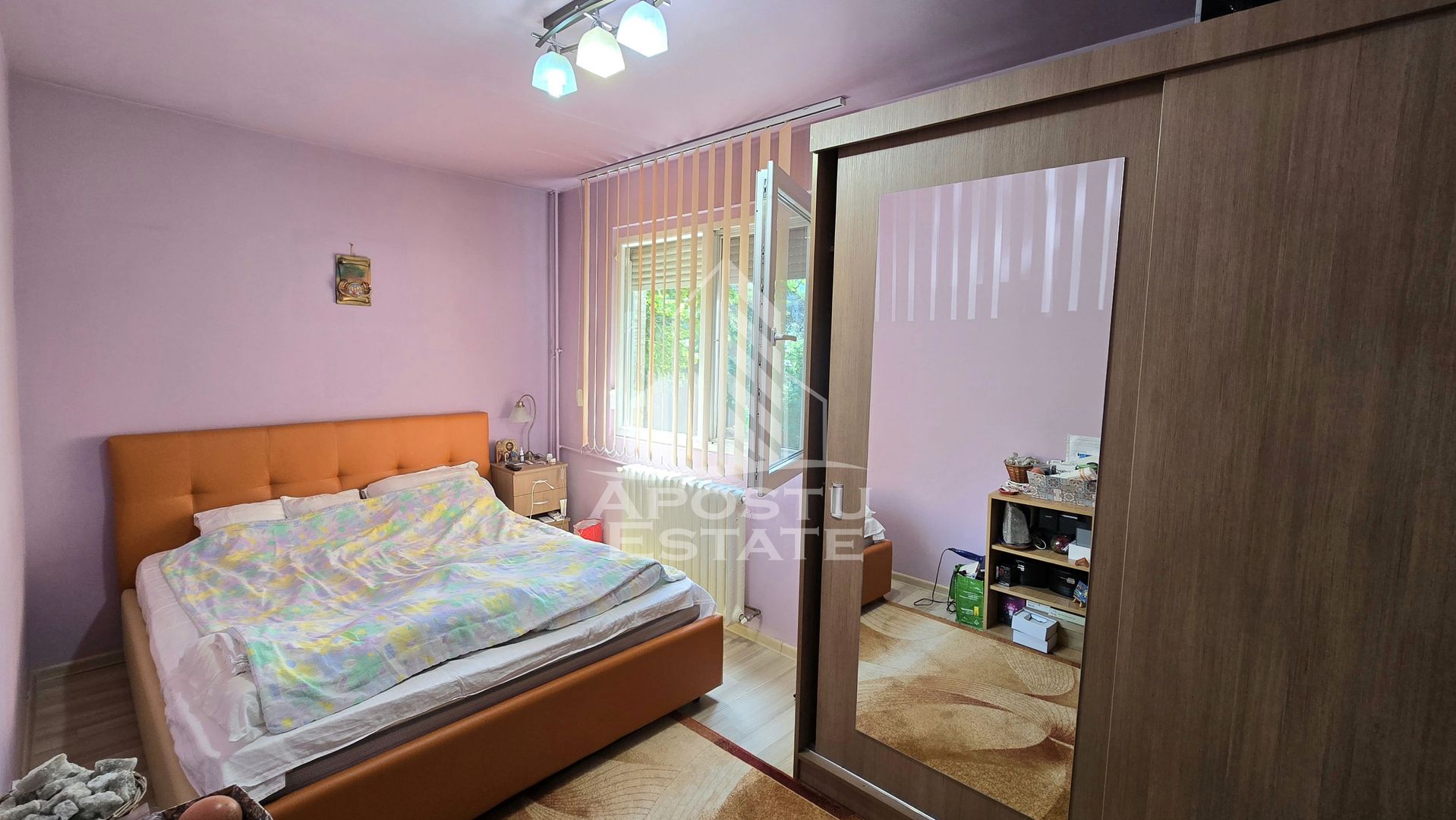 Apartament de vanzare, 3 camere, etaj intermediar, Dacia