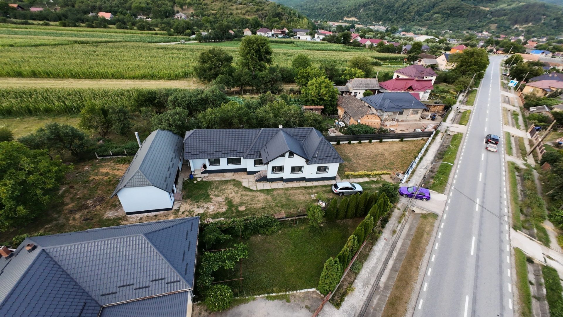 Casă de vânzare în Cășeiu – la doar 5 km de Dej | 150 mp utili + teren 11 ari + anexă