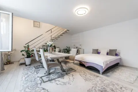 Casa 4 camere - langa str. Petru Rares, Gradiste - COMISION 0