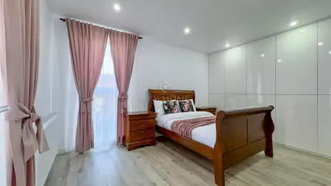 Comision 0% Apartament cu 3 camere de vânzare în zona Centrală