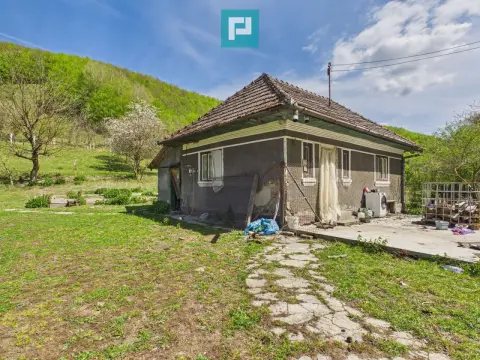 Teren pentru investiții în Luncoiu de Jos