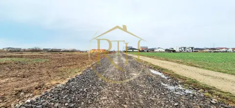 De vanzare parcele teren intravilan in Urseni pentru constructii rezidentiale.