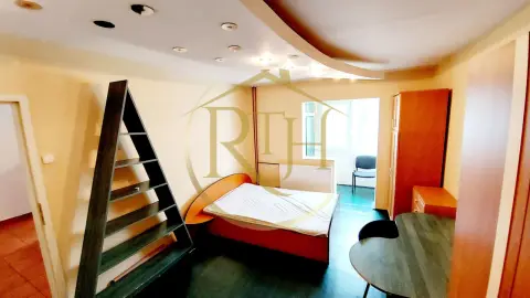 Oferim spre inchiriere apartament 1 camera, decomandat, Complex Studentesc
