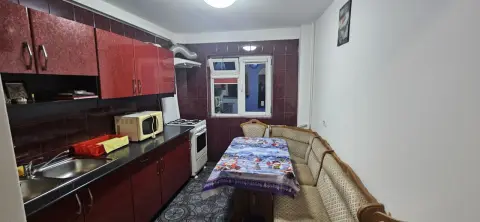 Crangasi apartament 3 camere de inchiriat mobilat si utilat