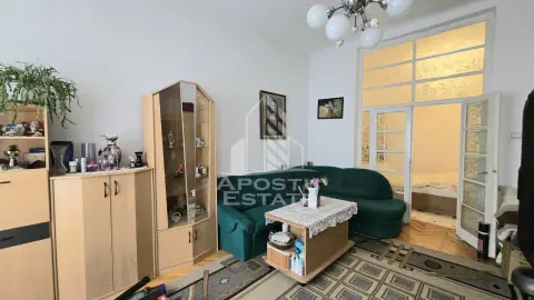 Casa individuada de vanzare cu 7 camere, zona Odobescu, comision 0%