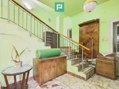 Casă – 5 camere | Cantemir -Zona centrala