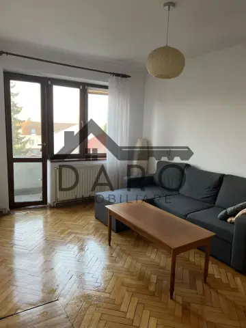 De inchiriat apartament 2 camere in centru