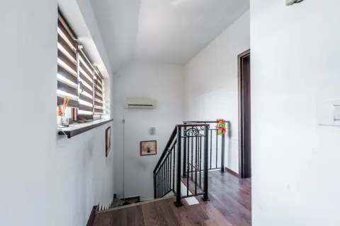 REZERVAT! Casa tip duplex - teren 349 mp - Via Carmina - COMISION 0
