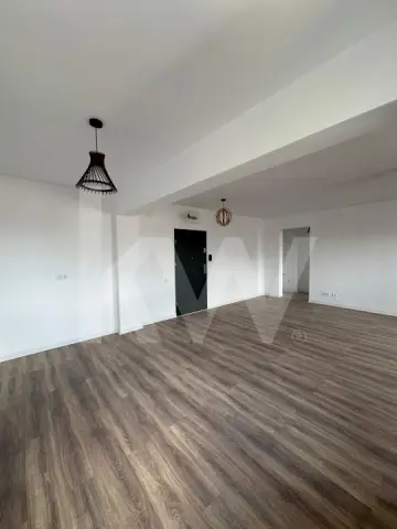 Apartament spatios - 2 camere - 60 mp utili - Rahovei