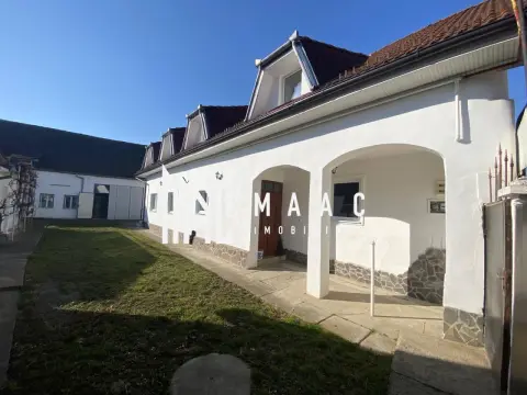 Proprietate individuală 12 camere | Cristian | 4 corpuri, 553 mp