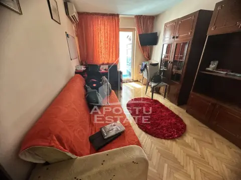 Apartament cu 2 camere, 41 mp, zona Sagului, Semidecomandat