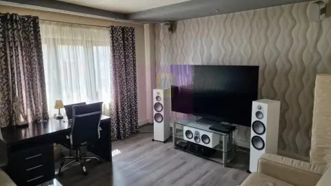 Vand apartament 3 camere zona 13 Septembrie - Sebastian (Prosper Mall)