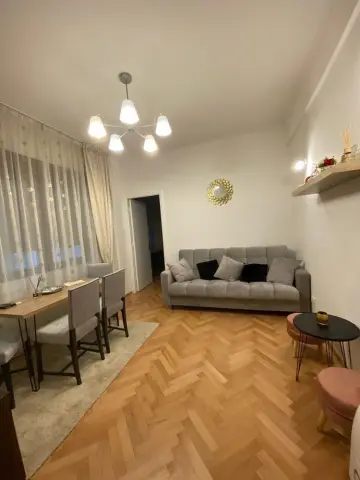 Apartament de inchiriat 2 camere Calea Victoriei