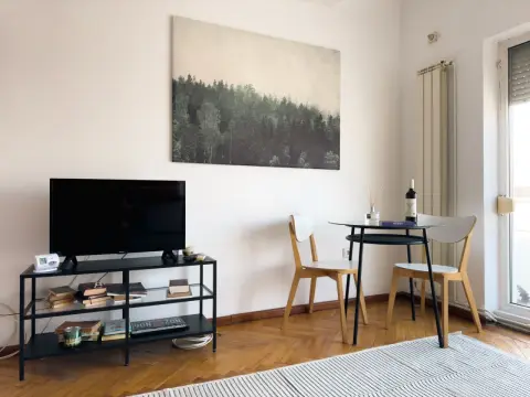 Apartament 2 camere de inchiriat Piata Romana | Spatios si luminos