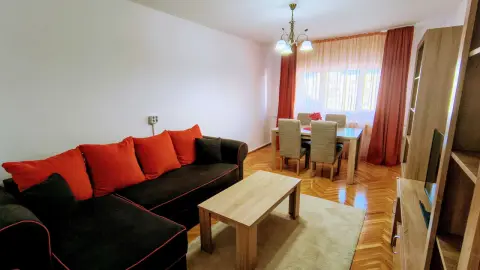 Inchiriez Ap 4 cam 110 mp cochet 2 bai Piata 1 Mai Kiseleff