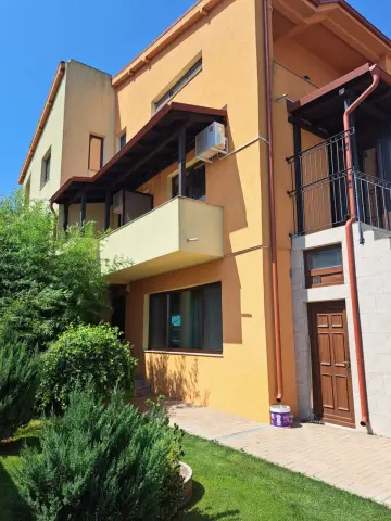 Vila la mare rezidential plus turism