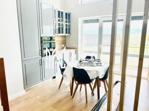 Apartament 4 camere | 100 MPU | La Cheie | Cartier reziential