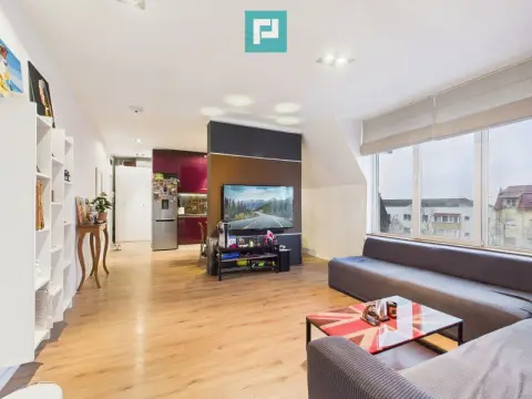 Apartament cu 3 camere – Zona Simion Bărnuțiu