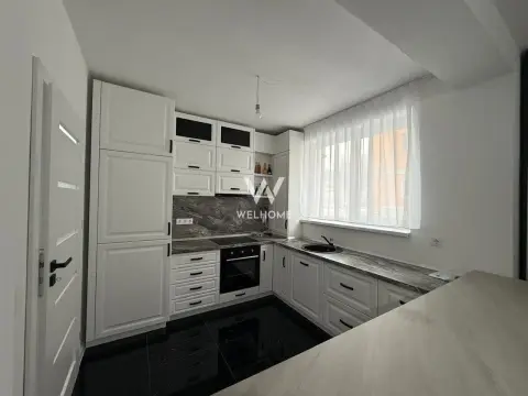 Apartament de vânzare 2 camere decomandate, mobilat și utilat
