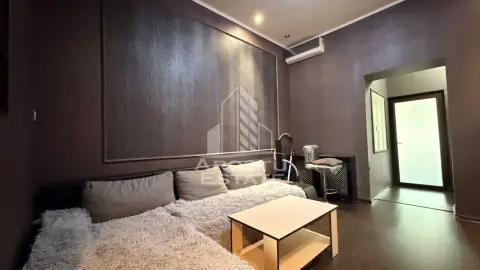 Apartament cu 3 camere de vanzare in cladire istorica, Timisoara