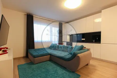 Apartament modern 2 camere + Parcare | Zona VIVO (Str. Avram Iancu)