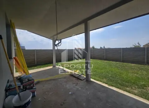 Duplex de vanzare, P+1, 4 camere si 3 bai, 122 mpu, Sag, Timis