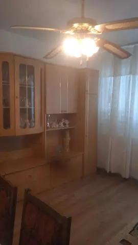 De inchiriat/vandut apartament cu 2 camere, Micro 20, 350 Euro/70.000 euro