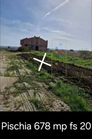Teren intravilan Pischia. 678 mp. Front de 20,75 m.