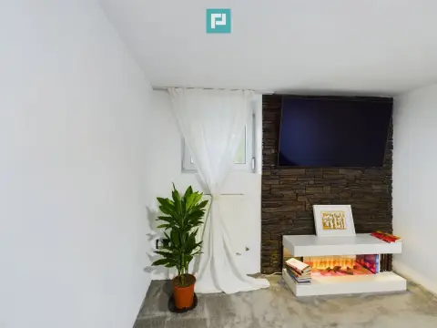 Apartament 3 camere la curte - Odobescu