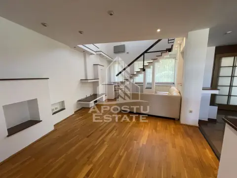 Casa de inchiriat, 4 dormitoare, 3 bai, garaj, curte, zona Lipovei.