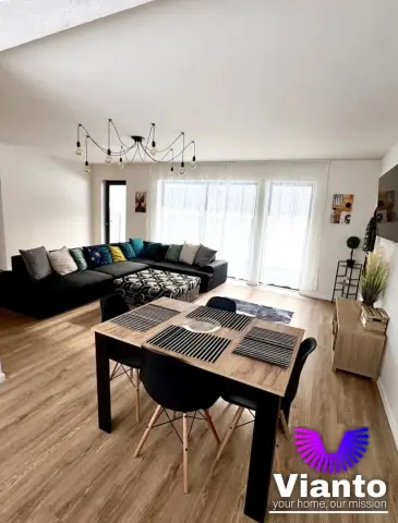 Casa individuala de vânzare Tocile