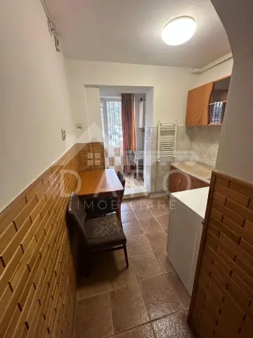🏠 Ocazie! Apartament 2 camere cu balcon închis