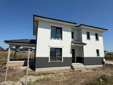 Casa Individuala cu teren 500 mp - Sura Mica