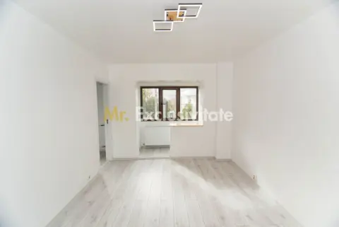 Garsoniera RENOVATA, etaj 1, Gavana-Pitesti
