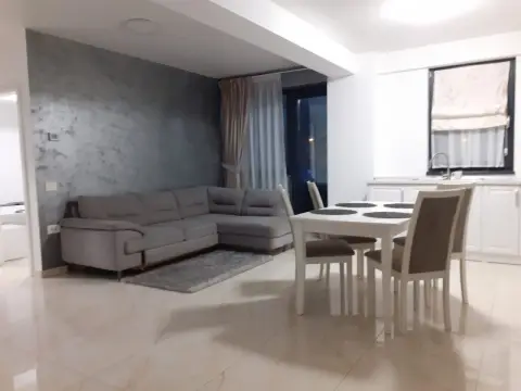 Apartament 2 camere, bloc nou - Micro 17, bloc Roka