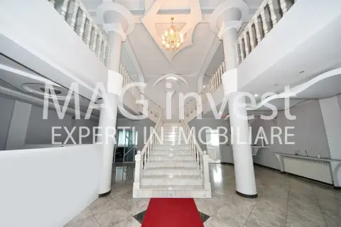 Exclusivitate - Vila P+2E - 15 camere, garaj - Mazepa 2, str. Al. Cernat
