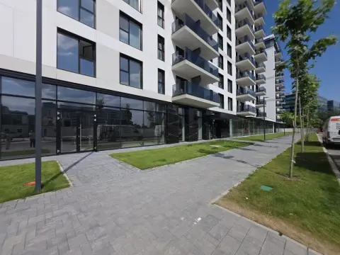 Apartament 3 camere zona Promenada Mall
