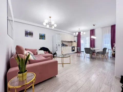Apartament de vanzare 2 camere, zona Iulius Mall